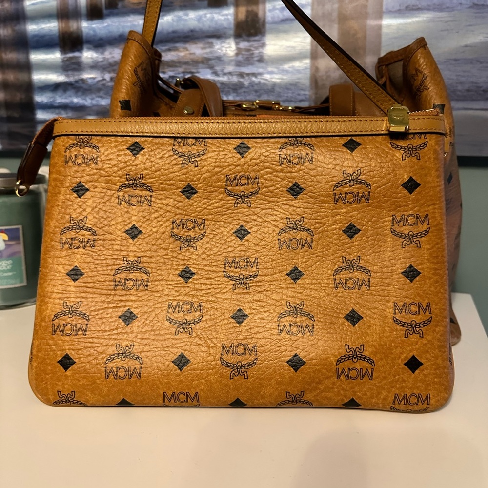 Monogram Visetos large wristlet / handbag